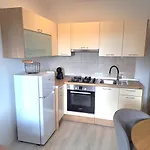 Apartment Chic Frane *